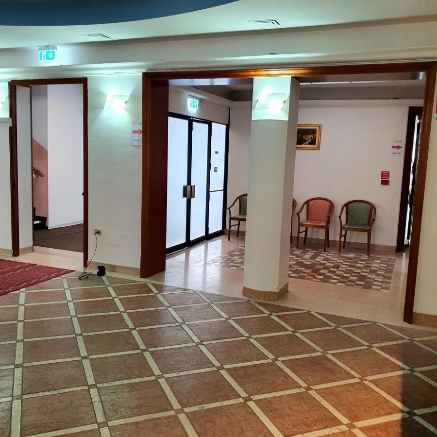Hotel Perla Massa Lombarda Extérieur photo