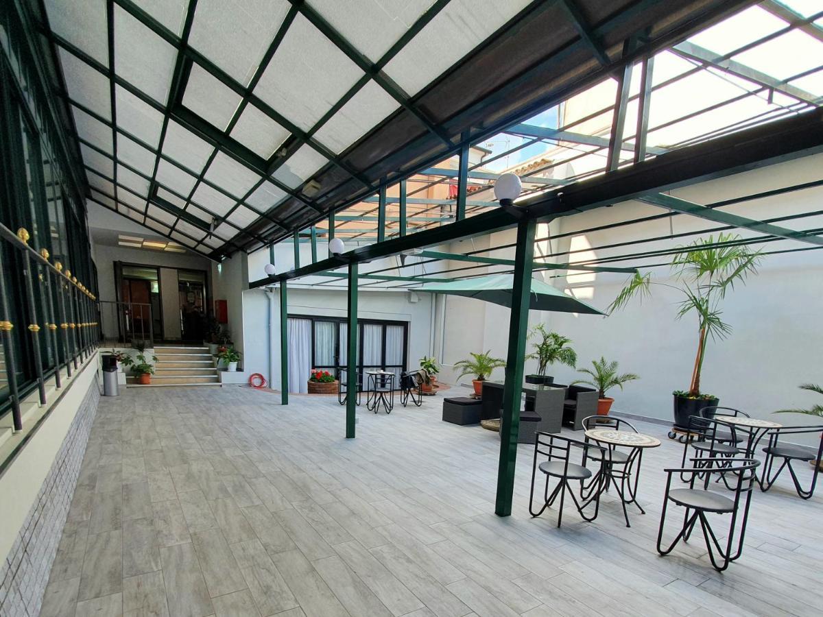 Hotel Perla Massa Lombarda Extérieur photo