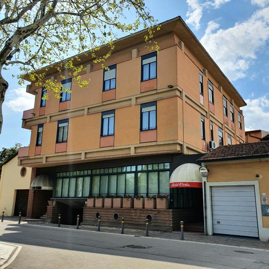Hotel Perla Massa Lombarda Extérieur photo