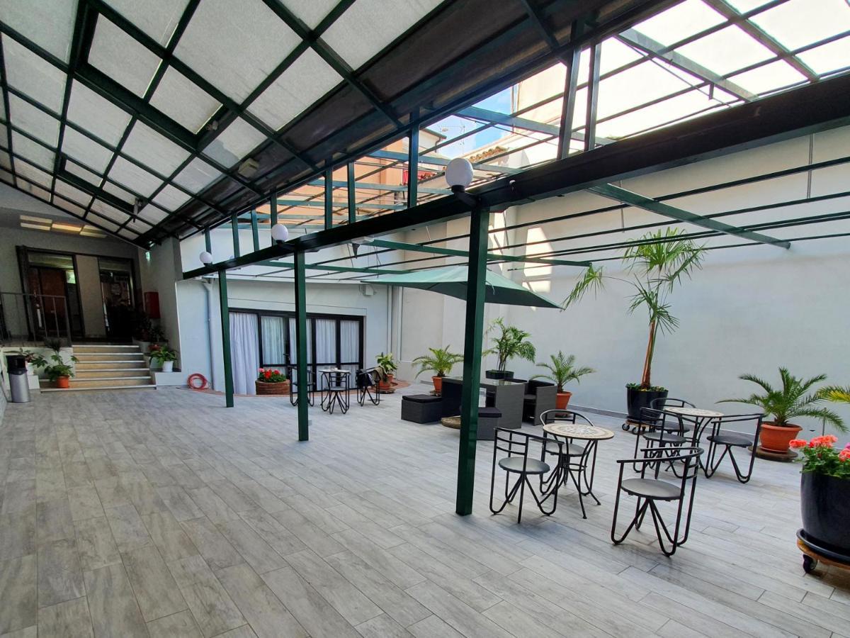 Hotel Perla Massa Lombarda Extérieur photo