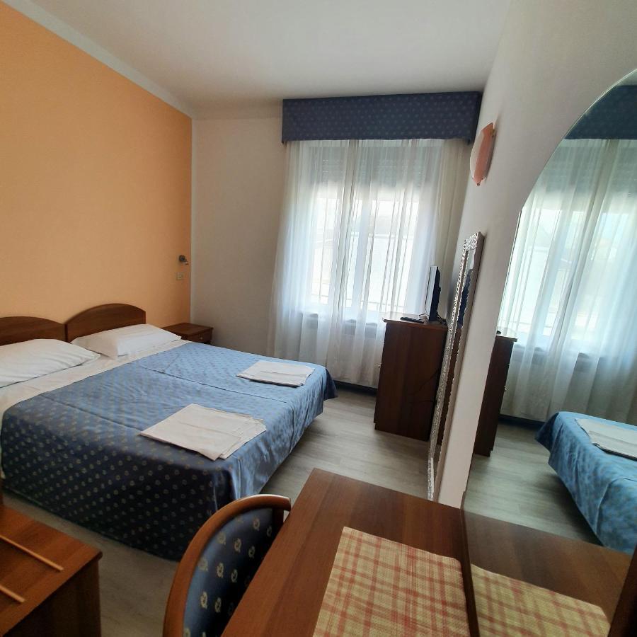 Hotel Perla Massa Lombarda Extérieur photo