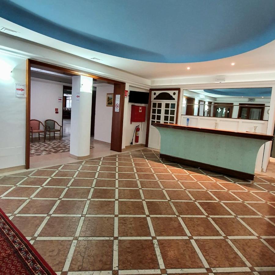 Hotel Perla Massa Lombarda Extérieur photo