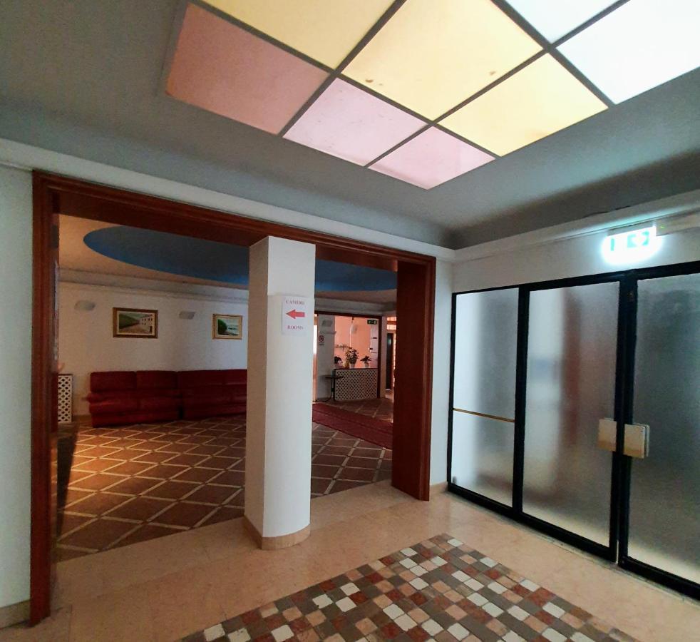 Hotel Perla Massa Lombarda Extérieur photo